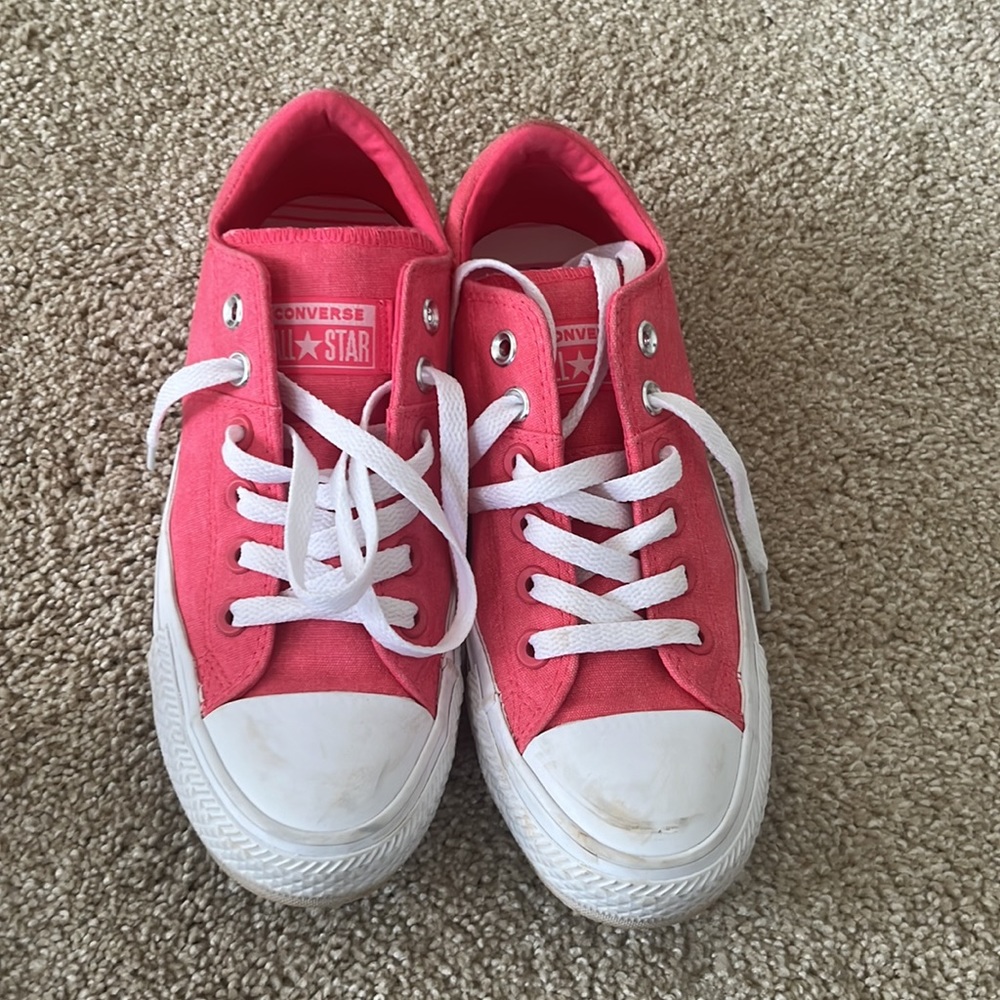 Pink Converse - Picture 5 of 5